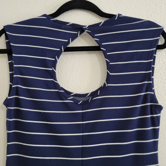 Scoop Neck Striped Nautical Tank Dress with Keyhole Back Detail - Picture 4 of 6